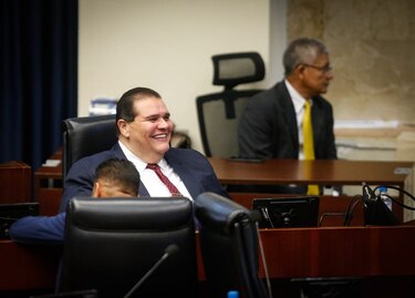 Comisión de Credenciales: ¿De Raúl Pineda a Shirley Castañeda?