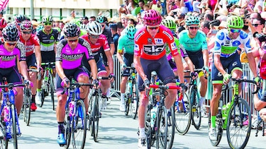 Froome sigue en la delantera