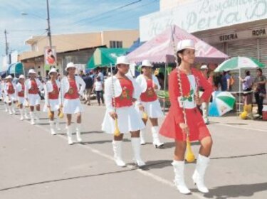 Aguadulce y Chitré festejan sus 166 años