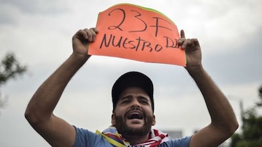 Juan Guaidó parte en caravana a la frontera con Colombia