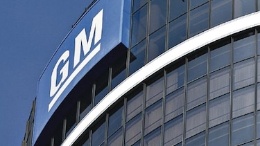 General Motors amenaza con mudar producción a México