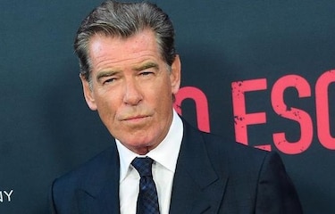 Pierce Brosnan propone un James Bond gay o negro