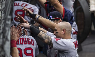 Equipos de béisbol paran por segunda día seguido en protesta por racismo