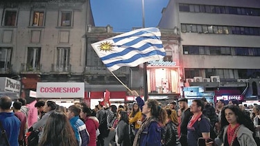 Uruguay elige hoy al sucesor del presidente Vásquez