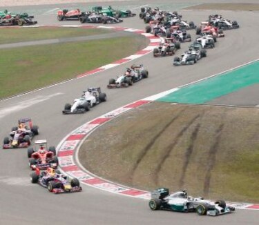 Hamilton extiende su racha