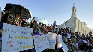 Tribunal de Estados Unidos ordena que se reúna a las familias de inmigrantes separados