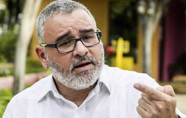 Corte Suprema pide informe sobre viajes de expresidente Funes