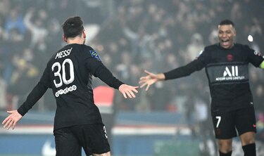 Messi se estrena en la liga francesa con un gol ‘marca de la casa’