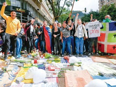 Nuevo llamado a huelga en una Colombia revuelta luego de seis días de protestas