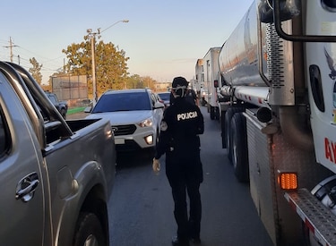 Autoridades de Herrera impiden el acceso a la provincia de 271 vehículos  