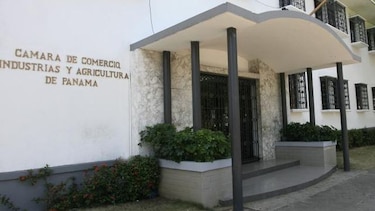 Cámara de Comercio advierte sobre el debilitamiento de la institucionalidad
