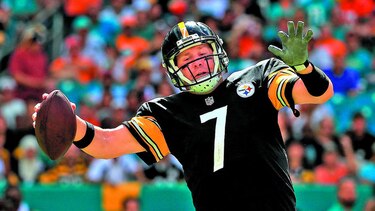 Roethlisberger planea regresar con los Steelers