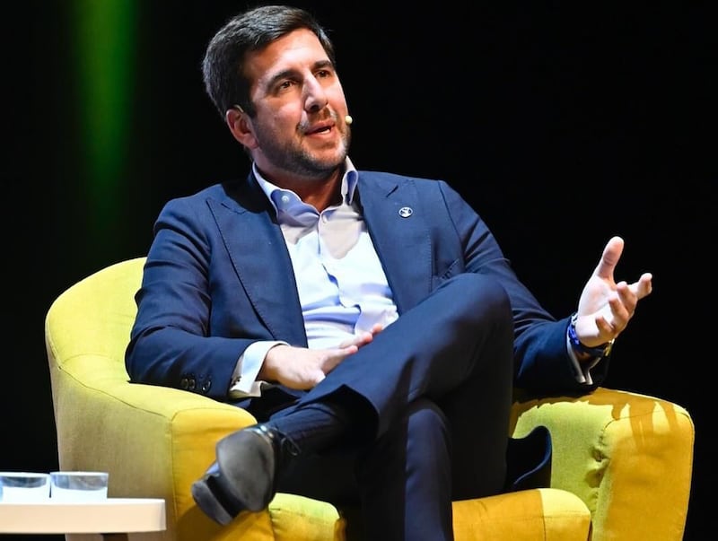 Quién es Enrique Riquelme: El adversario de Florentino Pérez y posible candidato a la presidencia del Real Madrid