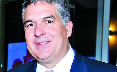 Piden investigar a Frankie Martinelli