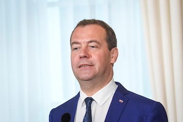 Expresidente de Rusia amenaza con lanzar un misil hipersónico contra la sede del Tribunal de La Haya