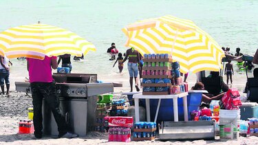 Limitan cantidad de licor a ingresar en playas de Chame