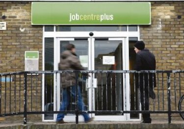 Estados Unidos pierde 140 mil empleos en diciembre; tasa de desempleo se mantiene en 6.7%
