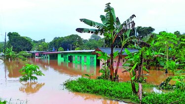 Alerta por lluvias, fuertes vientos y oleajes en costas del Caribe