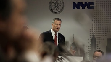 Bibliotecas de Nueva York informarán a inmigrantes sobre ciudadanía