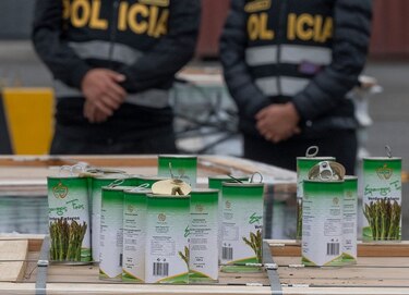 Perú decomisa dos toneladas de cocaína en latas de espárragos que iban a Países Bajos