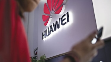 Fundador de Huawei incita a competidor de 5G en EU