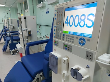 Asamblea Nacional cita a Enrique Lau Cortés para explicar licitación de hemodiálisis