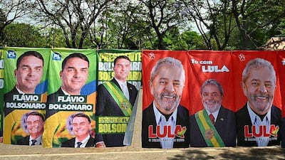 Cómo se compara Flávio Bolsonaro con su padre Jair y cuánto cambia el duelo con Lula por la presidencia de Brasil 4 años después
