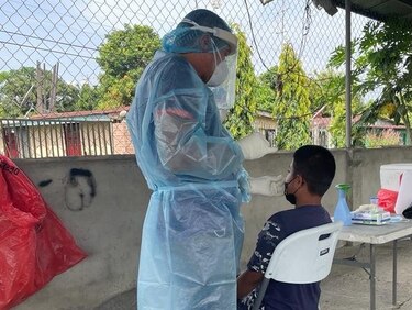 En una semana se reportan 17 defunciones por la covid-19; la positividad tiene un promedio de 16.6%