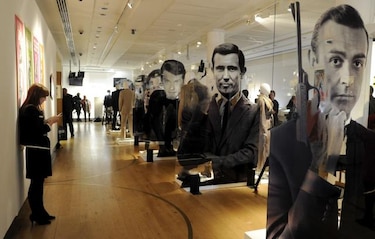 James Bond llega a los 50 sin achaques