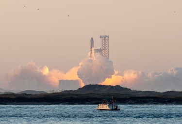 SpaceX falla de nuevo en la misión, pero avanza en el despegue