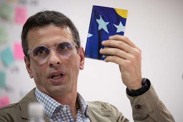 Capriles asegura que mantendrá su campaña por candidatura presidencial tras agresión