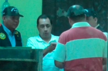 Exparamilitar colombiano acusado de múltiples crímenes es detenido en Panamá