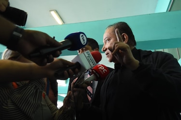 La Iglesia dice   que el sacerdote Cosca sigue suspendido