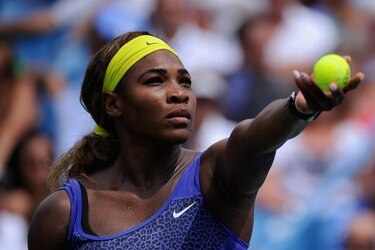 Serena Williams despierta a tiempo en China
