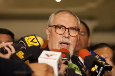 Oposición planteó a Unasur disposición a diálogo con Gobierno con un tercero