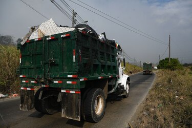 Incendio en cerro Patacón impacta operaciones de Revisalud en el distrito de San Miguelito