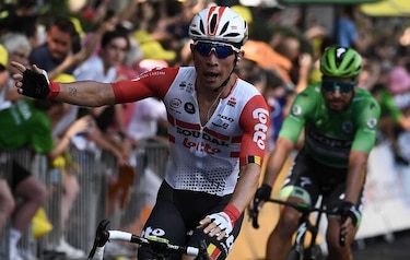 Ewan gana la undécima etapa del Tour con un esprint de 'foto finish'