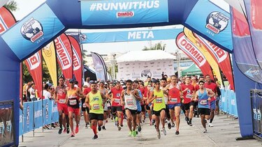 Semprum y Sanhouse dominan carrera