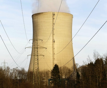 Los suizos rechazan acelerar el abandono de la energía nuclear