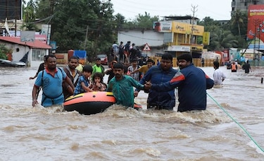 Las inundaciones en India causan 324 muertes