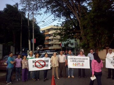 Moradores de Carrasquilla rechazan nuevas edificaciones