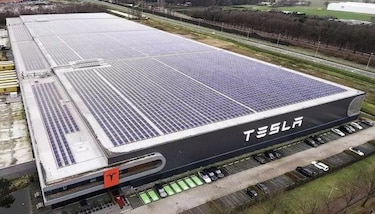 Hallan una bomba de la Segunda Guerra Mundial de 250 kg junto a la gigafactoría de Tesla
