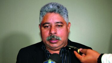 Denuncian venta de oenegés a diputados
