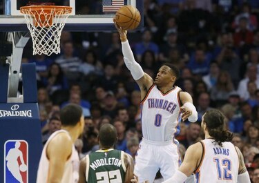 Westbrook empata récord de triple-dobles de Oscar Robertson