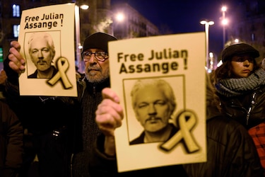 Defensa de Julian Assange denuncia el trato en prisión del fundador de Wikileaks
