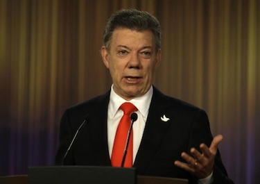Santos: Hay ‘sapos muy grandes que uno se tiene que tragar’ por la paz