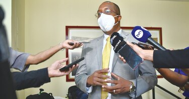 Procurador Caraballo archiva denuncia contra fiscales