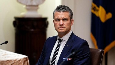 Congresistas exigen al secretario de Defensa de EU que responda a las acusaciones de que ordenó matar a los sobrevivientes del ataque a una lancha en el Caribe