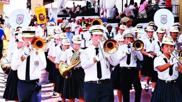 Loor a los símbolos patrios