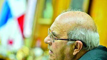 Procuradora investiga casos de tierras en la UP